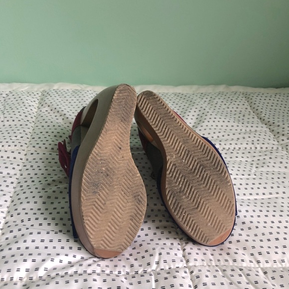 Shoes Pre-Owned Platform Wedge Sandals - Picture 3 of 6